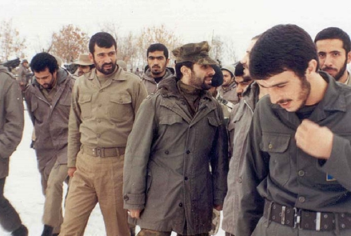 دشمن برای سر شهید کاوه جایزه تعیین کرده بود دشمن برای سر شهید کاوه جایزه تعیین کرده بود