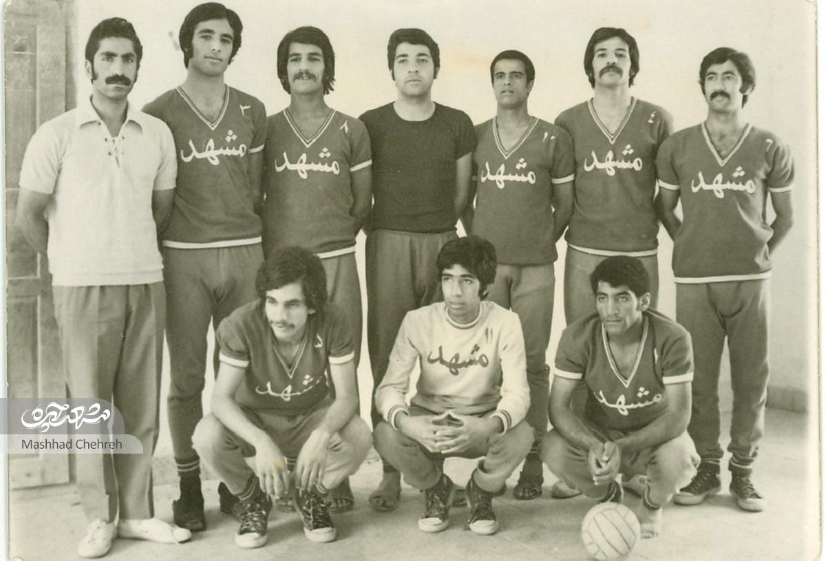محمد جاهدی؛ معلمی که هم قهرمان است هم قهرمان پرور. محمد جاهدی؛ معلمی که هم قهرمان است هم قهرمان پرور.