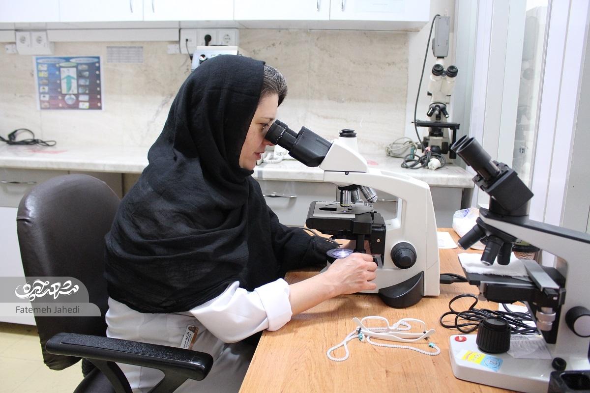 آریانه صدر نبوی از روزهایی می‌گوید که با عشق به بیماران خدمت می‌کند