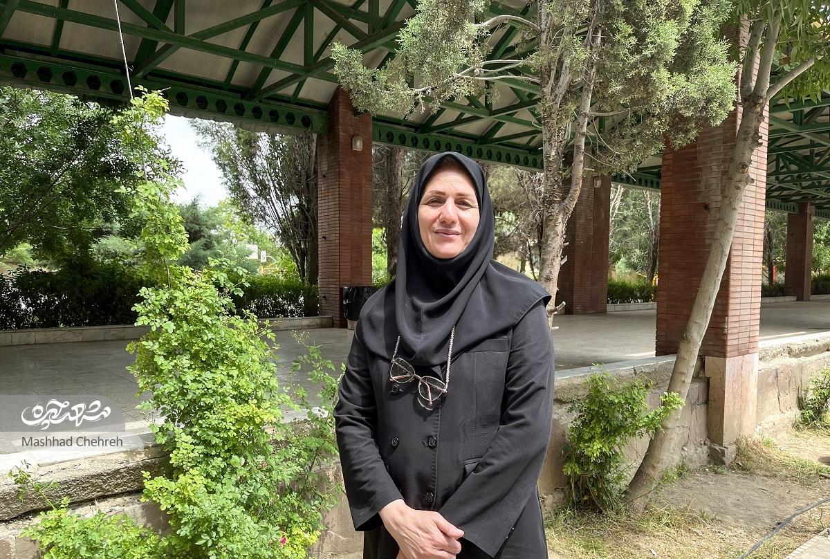 مِهر معصومه پرچمی در دل ۵۱۹ دانش‌آموز محله کِنه‌بیست خانه کرده استشاگردان «مامان جان»