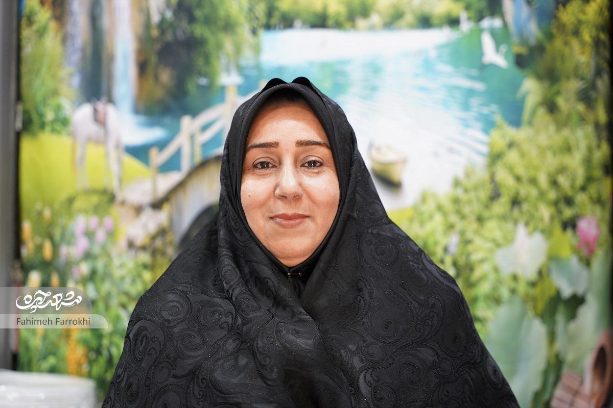 اعظم صالح‌پور گوشی برای شنیدن، دلی برای همراهی