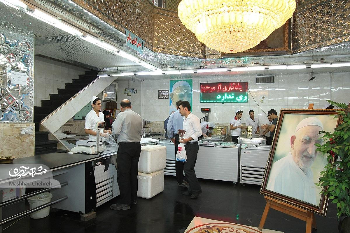 حاجآقا غفوری مقدم از بستنی دقت طلاب هویتی ماندگار ساخته است حاجآقا غفوری مقدم از بستنی دقت طلاب هویتی ماندگار ساخته است