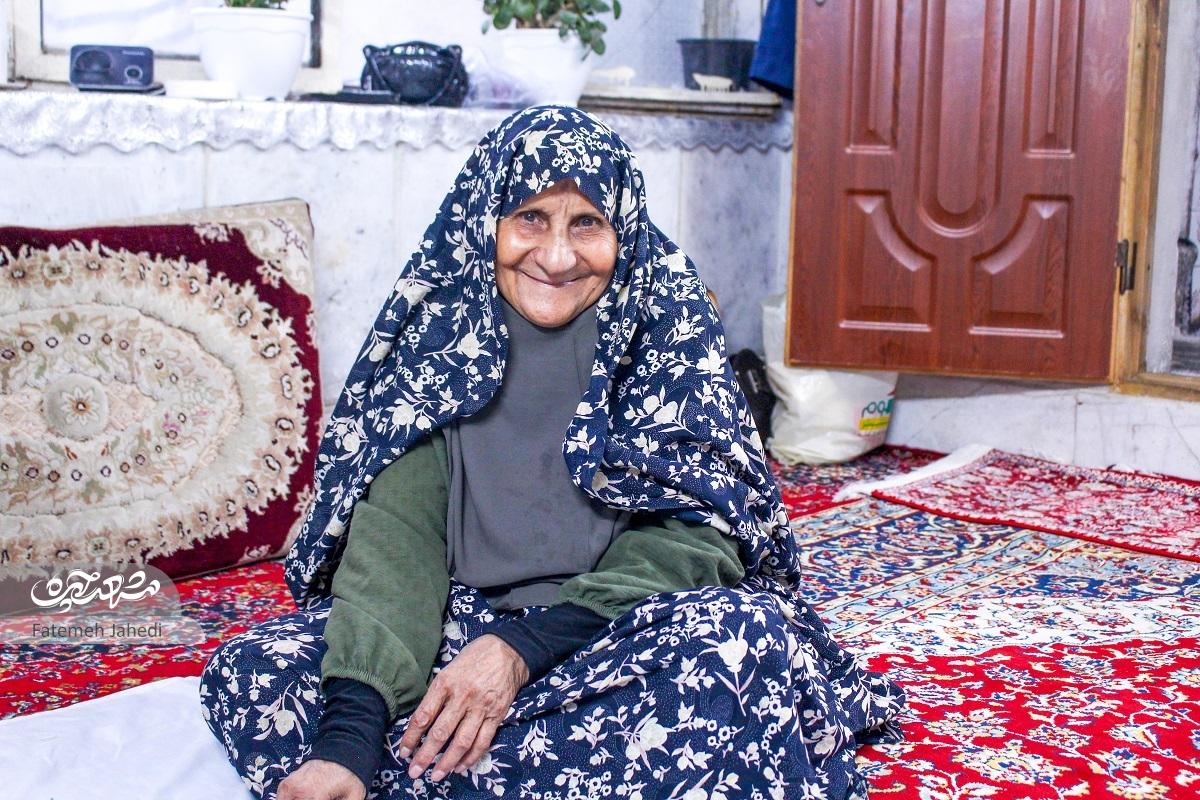 گروه مجازی ۱۲۰۰ نفره باقیات‌صالحات زهرا رحیمی برای کمک به نیازمندان