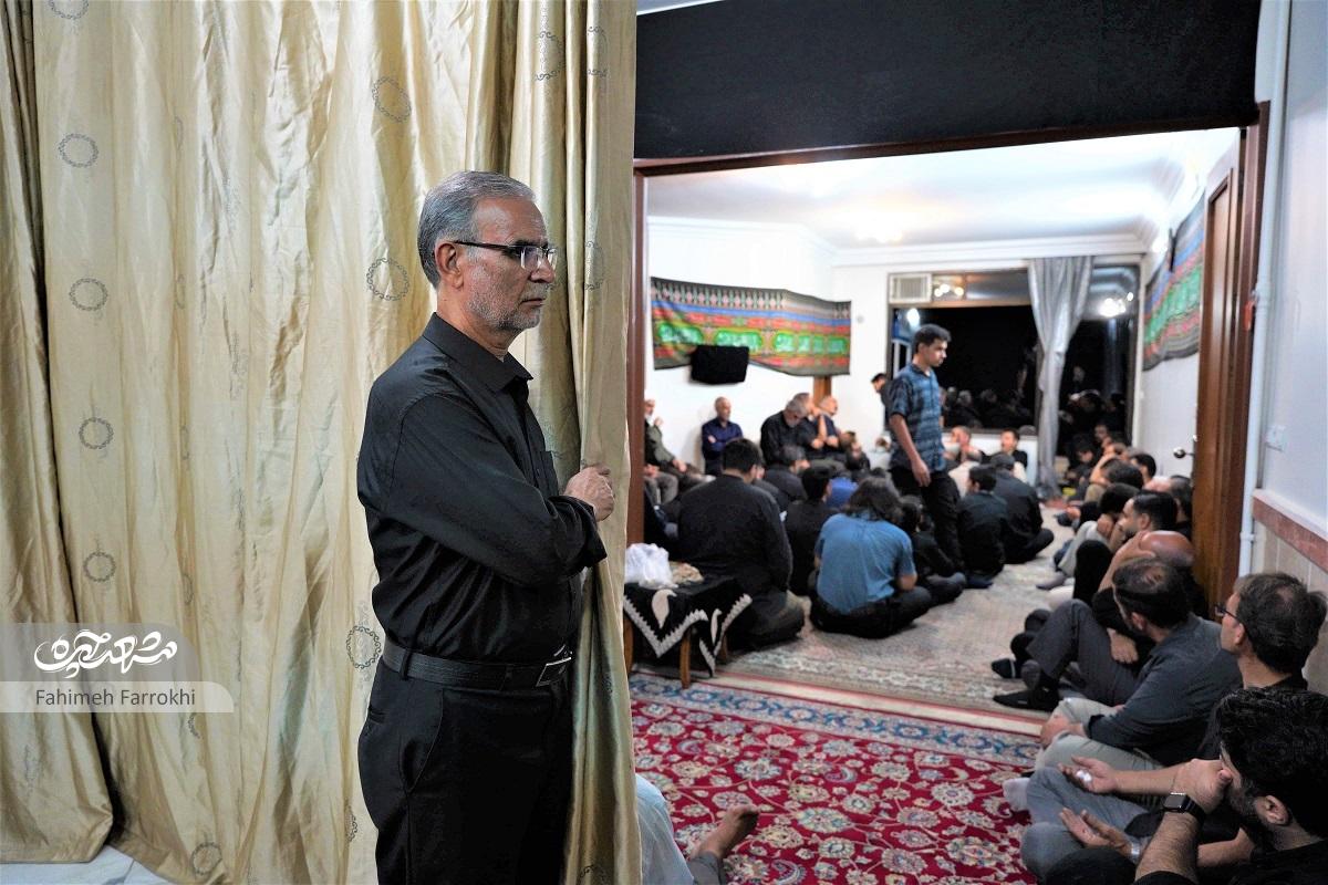 حاجمحمد داعی یک طبقه خانهاش را وقف قرآن و مراسم مذهبی کرده است حاجمحمد داعی یک طبقه خانهاش را وقف قرآن و مراسم مذهبی کرده است