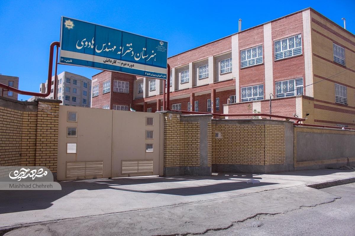 امیریه ۶؛ معبری با بازارمحله پر جنب‌وجوش