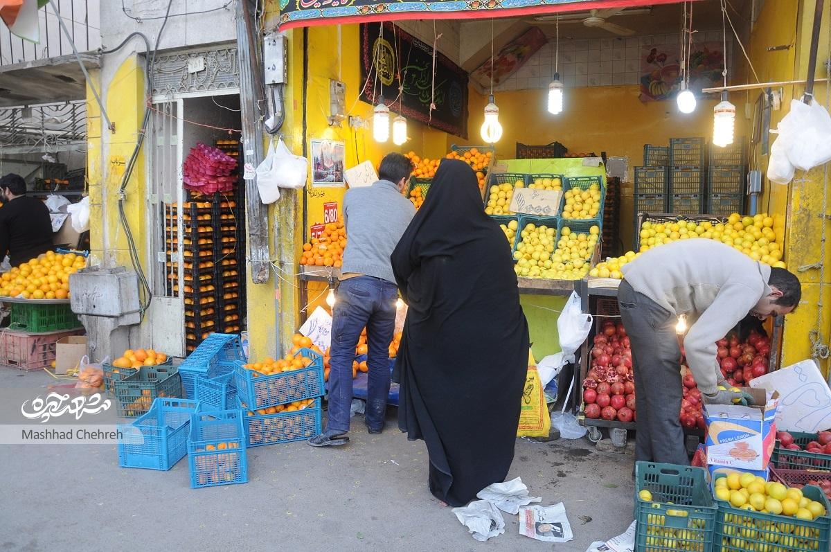 بازار میوه خیابان هاشمی‌نژاد از همه جای شهر مشتری دارد