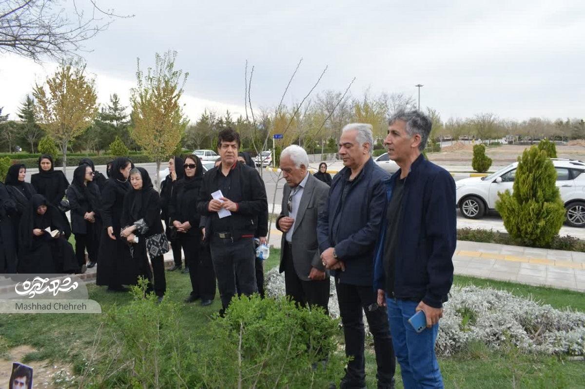 مهدی احمدی، فیلم نامه نویس و بازیگر مشهدی در گذشت مهدی احمدی، فیلم نامه نویس و بازیگر مشهدی در گذشت