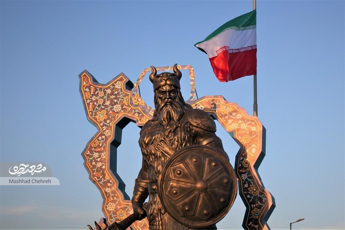قصه ساخت المان باشکوه «وطن» که در فضای پرتنش ۲ جنگ خلق شدتولد رستم، میان ۲ آتش قصه ساخت المان باشکوه «وطن» که در فضای پرتنش ۲ جنگ خلق شدتولد رستم، میان ۲ آتش