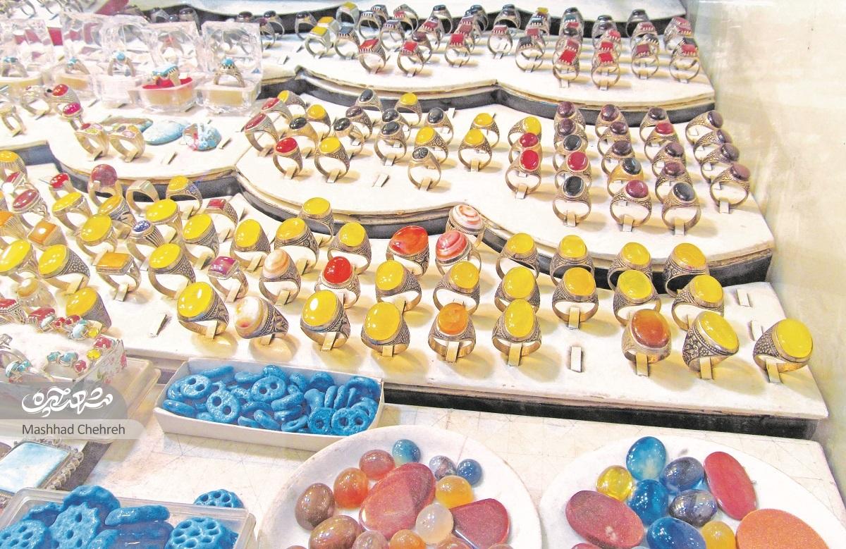 محمدرضا نبیزاده نیمقرن تجربه در خرید و فروش انگشتر دارد محمدرضا نبیزاده نیمقرن تجربه در خرید و فروش انگشتر دارد