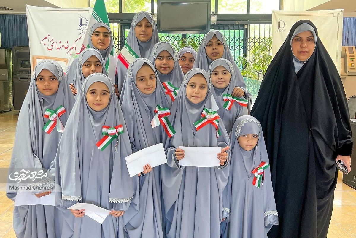 گروه سرود مسجد امامعلی(ع) در محله هنرستان، نامآشنای اجتماعات شبانه شدهاندصدای حماسی «دختران بهشتی» گروه سرود مسجد امامعلی(ع) در محله هنرستان، نامآشنای اجتماعات شبانه شدهاندصدای حماسی «دختران بهشتی»