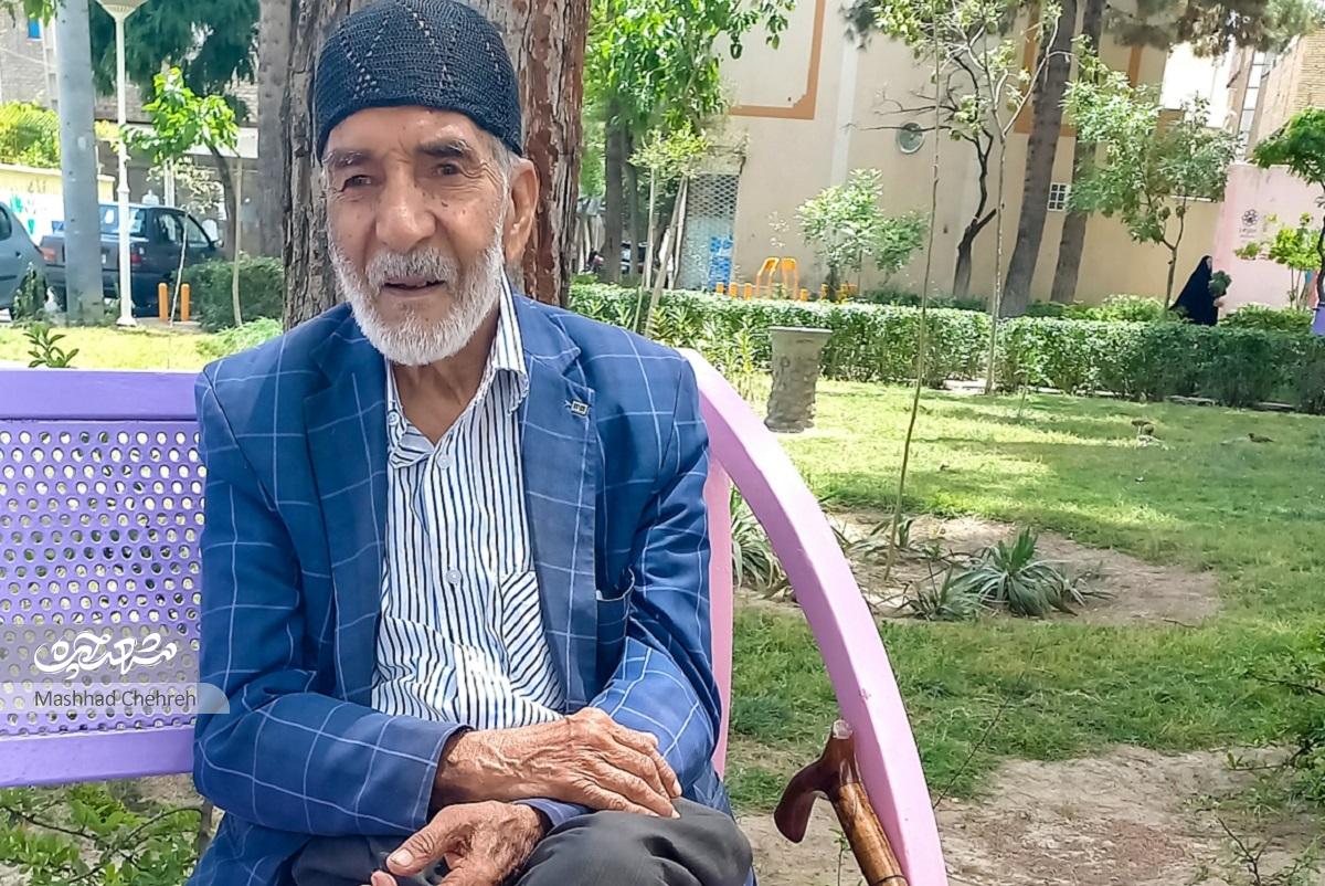 بی‌تفاوت به گذرزمان