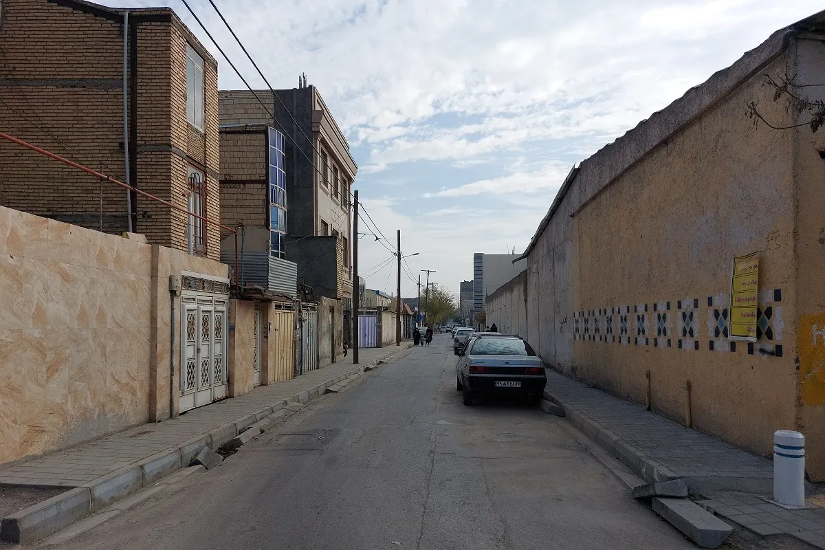 کوچه قاسمیه پاتوق کودکان و نوجوانان محله آوینی است