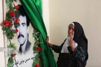 مادر شهیدمولوی هنوز در خانه‌اش را نبسته است