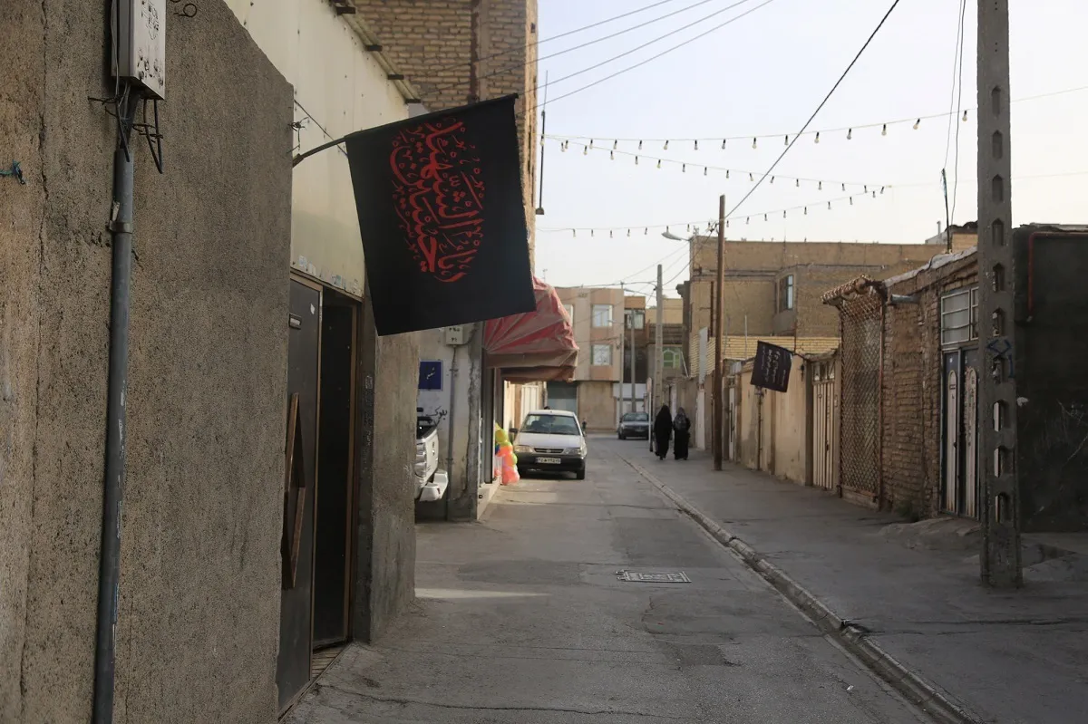 کوچه پر توت مسجد مِلکی در محله شهیدآوینی