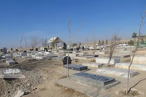 روستای اسلامیه، قلعه‌ای به‌جامانده از سال ۸۱۵