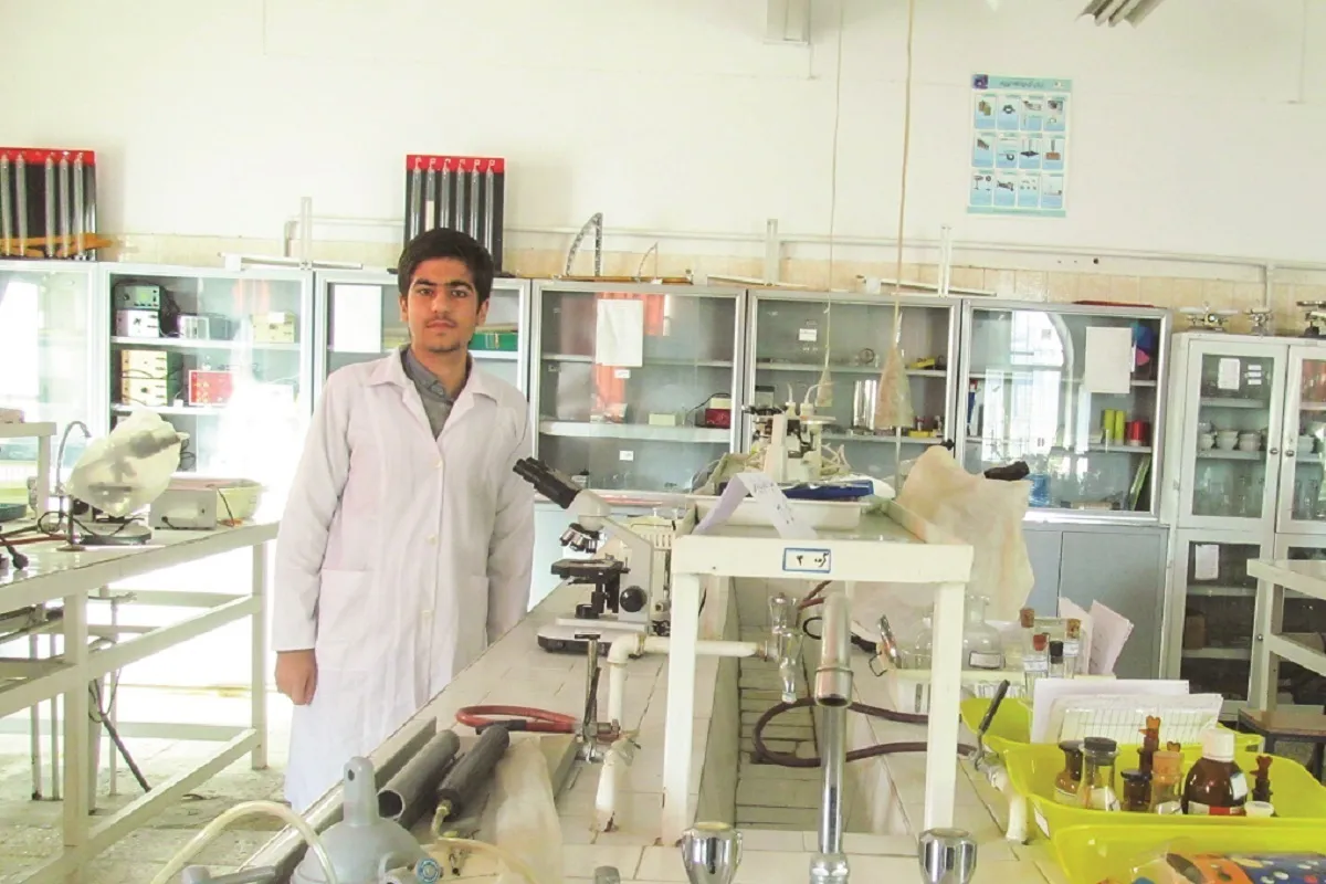 اختراع امیررضا برای تصفیه پساب کارخانه نساجی
