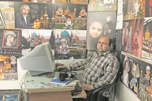 img-profile-author