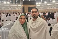 زوج جوان با گذر از هفت‌خوان رستم زیارت خانه خدا رفتند
