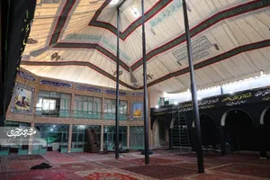 عزاداری حسینیه کرمانی‌ها زیر خیمه ۲۰۰ ساله
