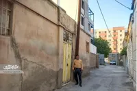 هیجان دیدن فیلم جنگی در حسینیه حاج‌رجب