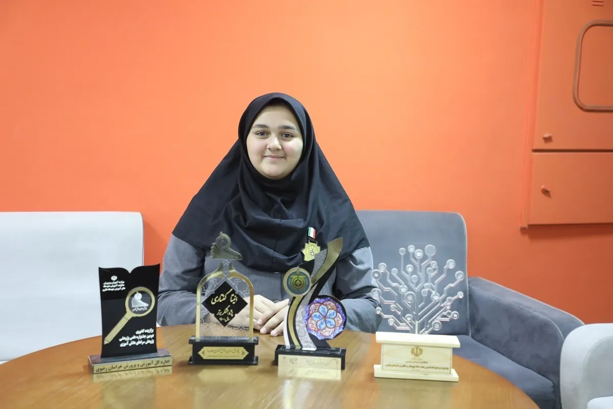 آنیتا؛ کوچک‌ترین دختر پژوهشگر خراسان