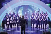 مربی گروه سرود 15 ساله &laquo;آسمان&raquo;، به کارش عشق می&zwnj;ورزد
