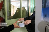 بانوان مسجد نور برای کمک به &laquo;مقاومت&raquo; آش پختند