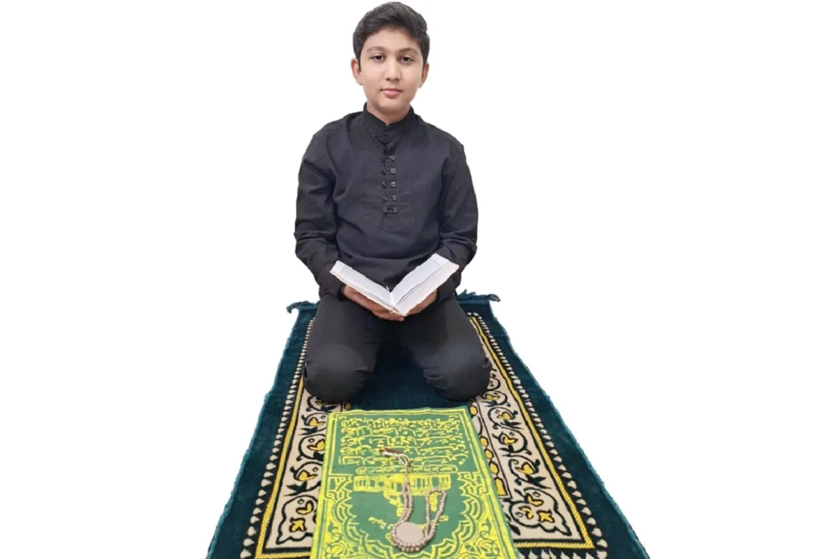 علی‌اکبر کلیدری حافظ پنج‌جزء قرآن