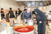 شله ۶۰ ساله خانم خیابانی در روز چهل&zwnj;وهشتم&nbsp;