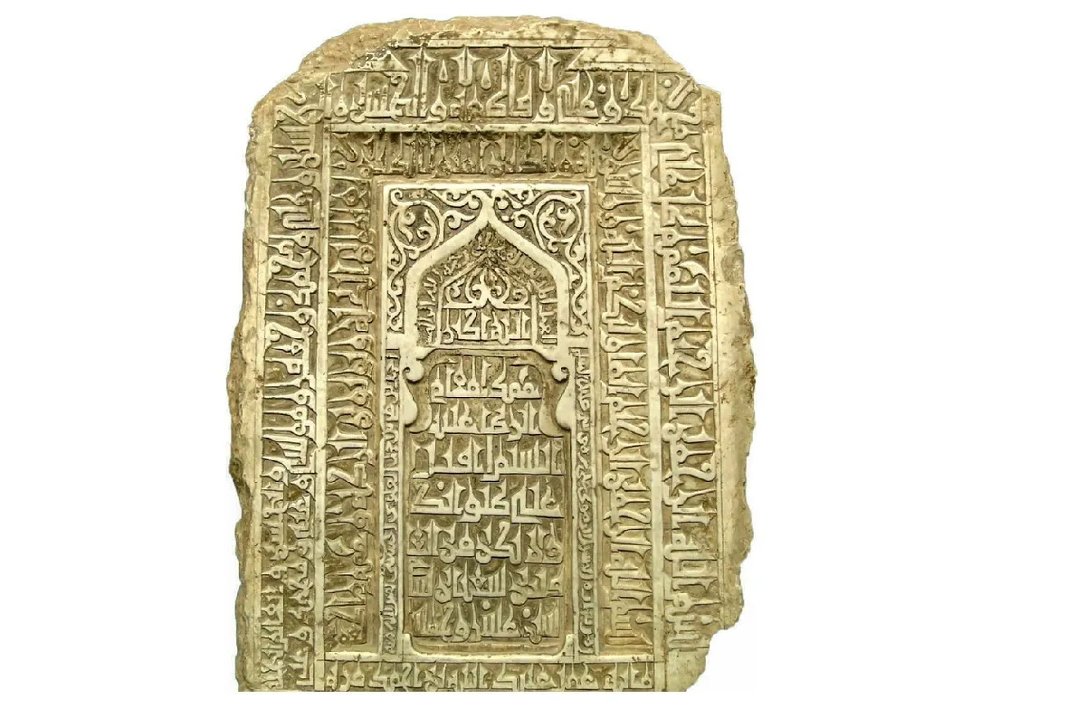 ماجرای سنگی که به سنگ قبر امام رضا (ع) معروف شد