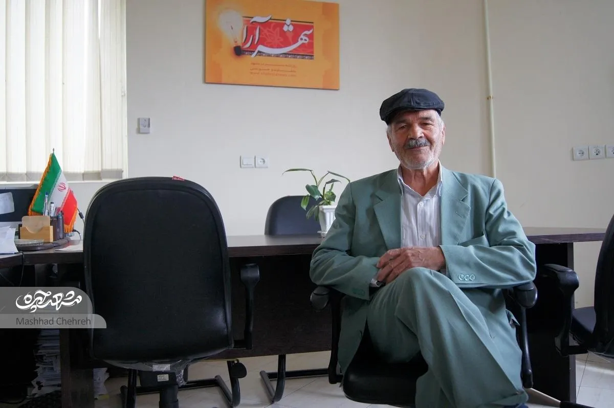 احمد آقا بیش از ۸۰ نوع غذا در تنور می‌پخت!