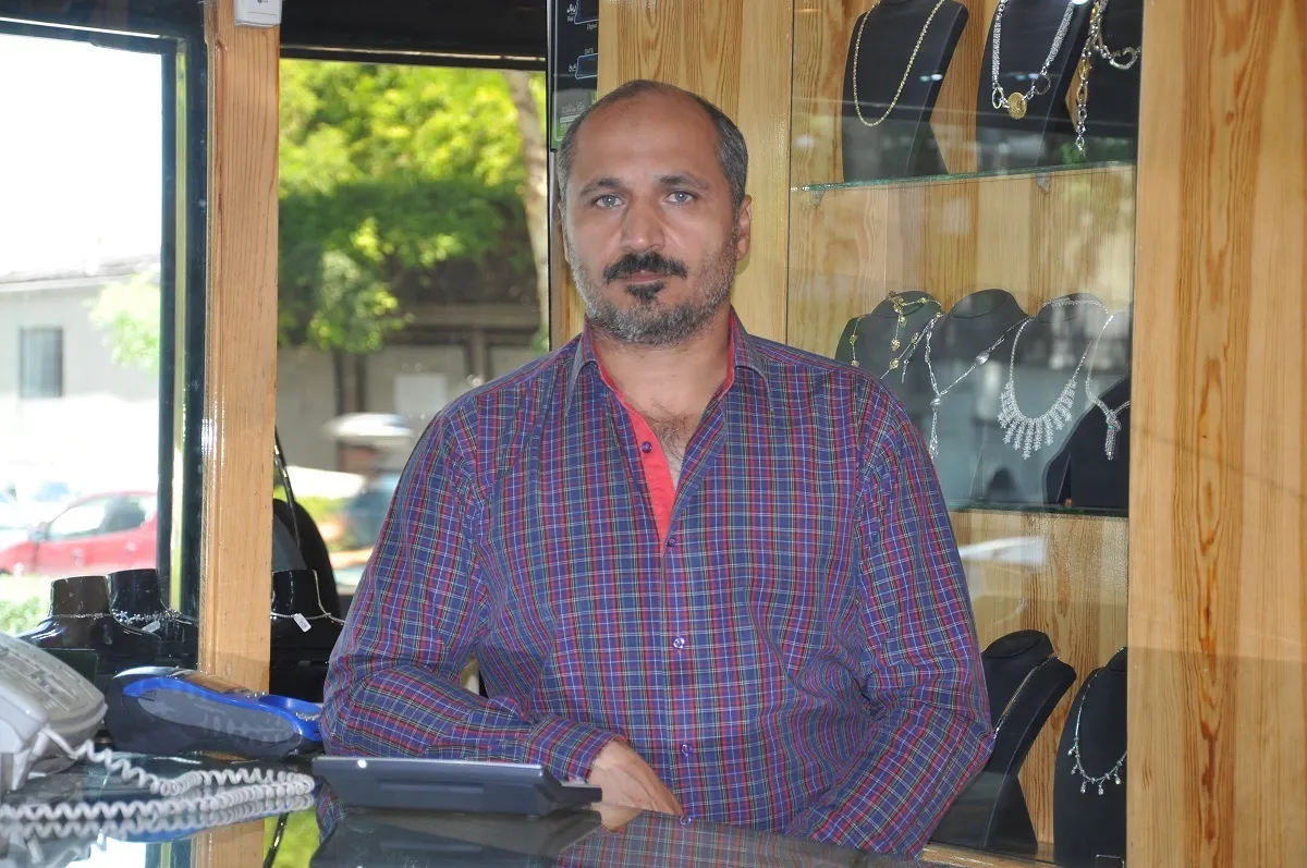 مشتری‌مداری، راز موفقیت طلافروش احمدآباد