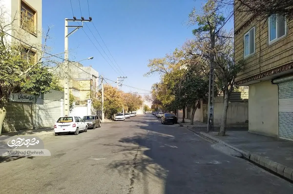 کوچه «قلعه گوسُلوک» در محله کارمندان‌اول