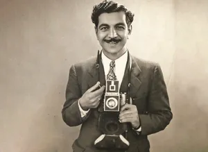 علی آیریا؛ عکاس باشی مشهد بود