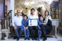پارسا صداقت برنز جهانی المپیاد اقتصاد را از آن خود کرد