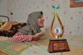 تصمیم گرفتم بنویسم، هرچند نمی&zwnj;توانم قلم به دست بگیرم!