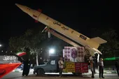 ماکت موشک غول&zwnj;&zwnj;پیکر، شب&zwnj;های مقاومت مشهد را متفاوت کرد