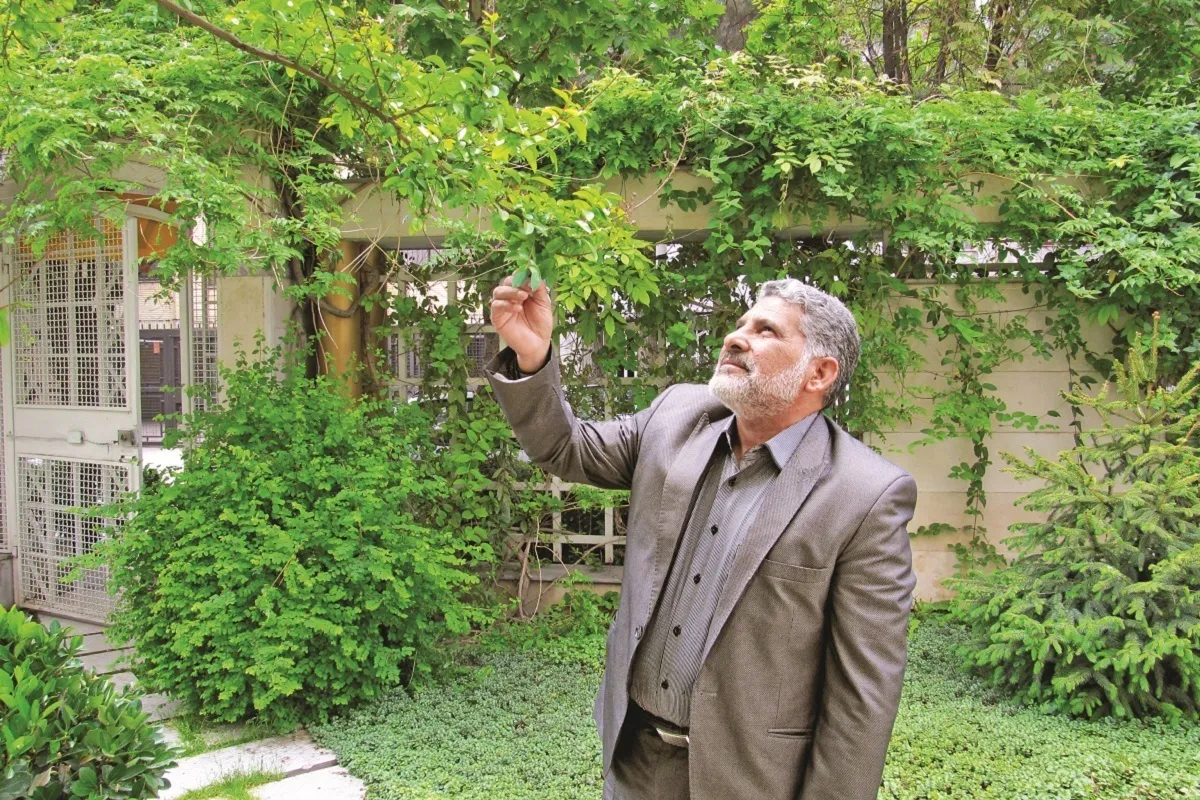 مترجم صدام، فدایی خمینی