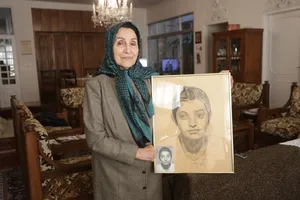 الهه زینال‌پور دانش‌آموز شهیدی که زیر تانک رفت
