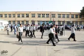 نوه&zwnj;ها و پدربزرگ&zwnj;ها پشت نیمکت مدارس ۷۰ ساله نصیرزاده&zwnj;ها