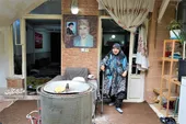 عطر نان نذری فاطمه مؤذنی در محله امیرالمومنین(ع) می&zwnj;پیچد