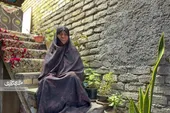فاطمه مجاور از مجروحان حادثه بمب&zwnj;گذاری حرم&zwnj;رضوی است
