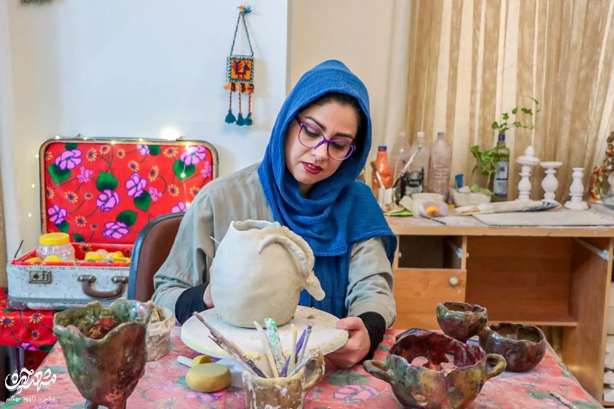 هدیه خواجوی
