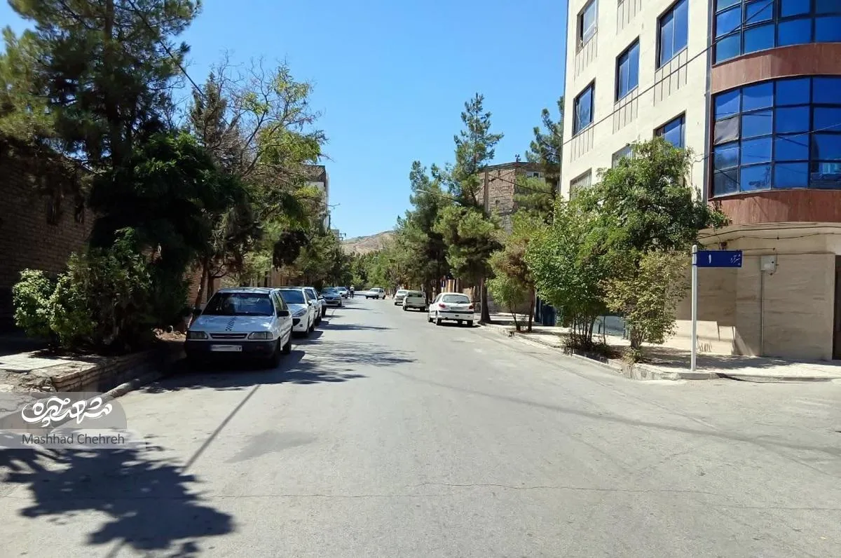 کوچه «مفاخر» در محله گلدیس