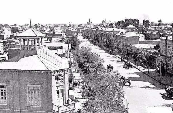 Khosravi_St.__Mashhad_in_1950s