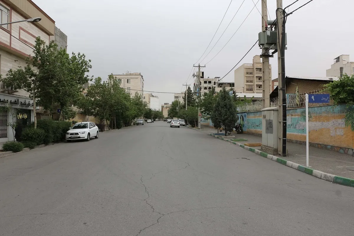 از آپارتمان‌نشینی تا حیاط‌های ۴۰ ساله در خیابان پیروزی