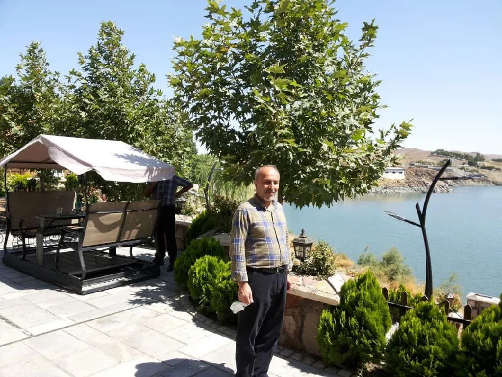 علیرضا بوستانی معتمد محله