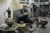 قدیمی&zwnj;ترین سماورساز خیابان وحدت، دشمن چای&zwnj;ساز است!