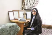 وکیل کم&zwnj;بینا ۵ کتاب درباره وکالت تالیف کرده است