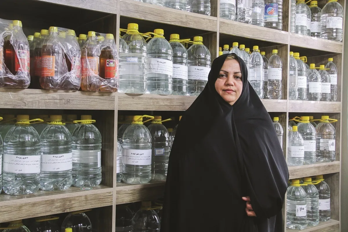 کارآفرینی با عرقیجات گیاهی